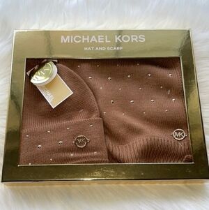 🤎MICHAEL KORS CLASSIC RIB SCARF & HAT SET
